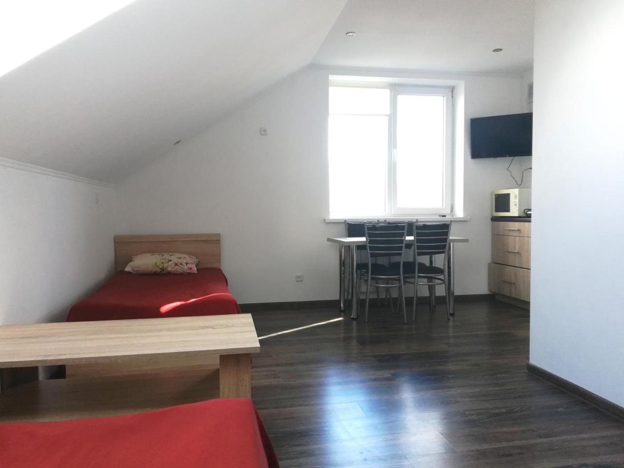 Guest House Аirport 브레스트 외부 사진