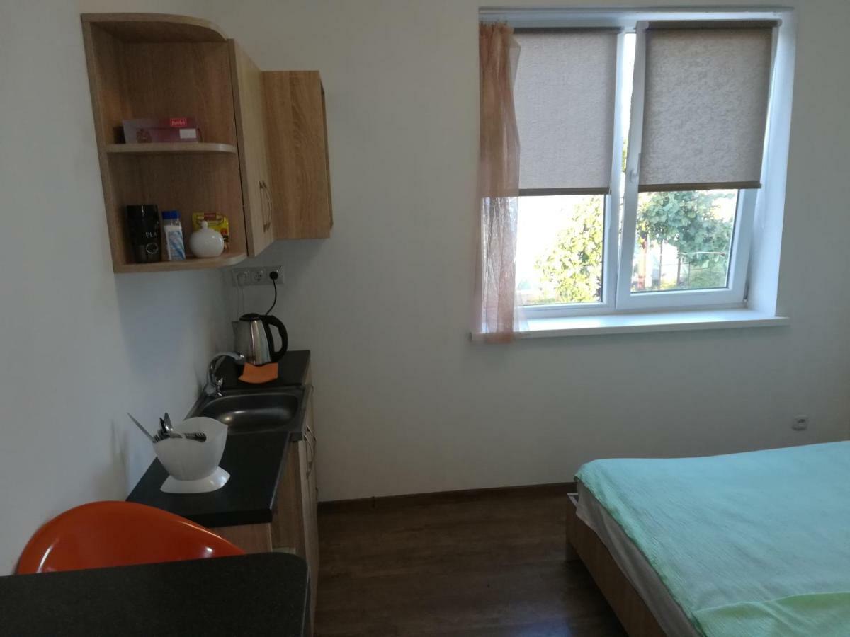 Guest House Аirport 브레스트 외부 사진