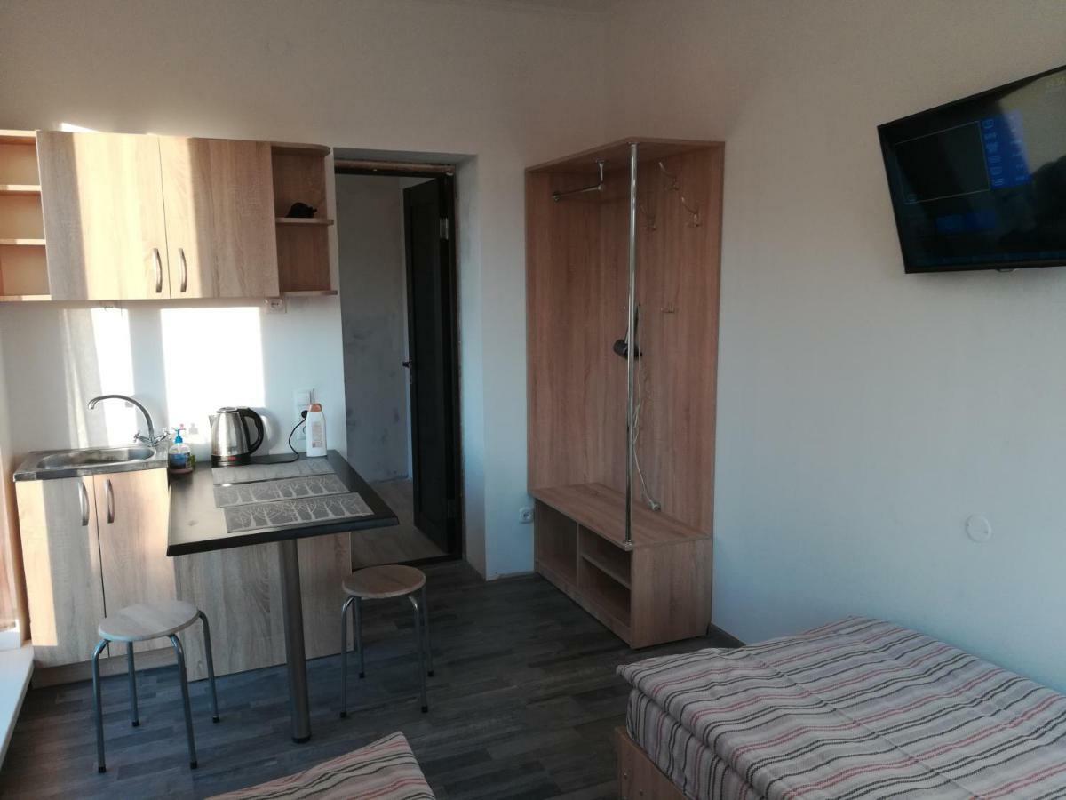 Guest House Аirport 브레스트 외부 사진